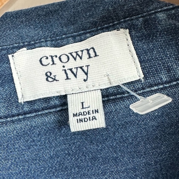 Crown & Ivy Denim Cotton Button Up Bell Sleeve Collared Blouse - Picture 3 of 7